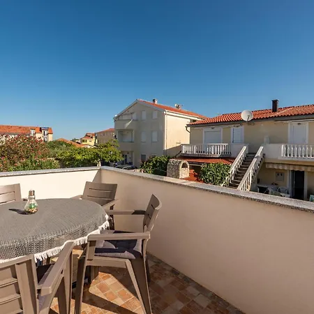 Stunning In Mulo With Wifi Apartment